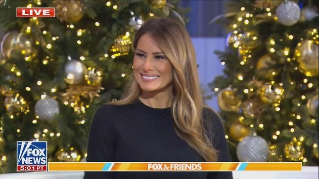 Bà Melania Trump bày tỏ sự tự hào về Barron-584-1