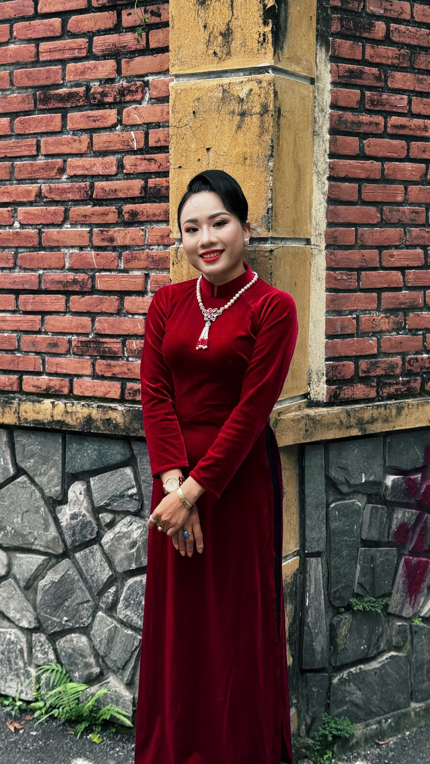 Lễ 8/3 - CEO Lê Phạm khoe ảnh chinh phục cột cờ Lũng Cú-1701-1