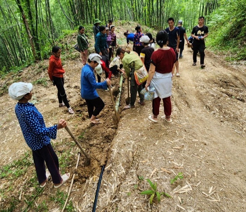 “Nước sạch về trường – Trao quà cho em” tại Thanh Hóa-405-1