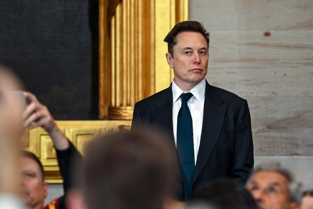 Nữ nhà văn Ashley St. Clair cáo buộc Elon Musk-1785-1