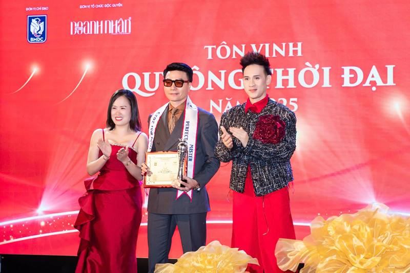 Bông hồng Quyền lực dành những phụ nữ xuất sắc-1825-1