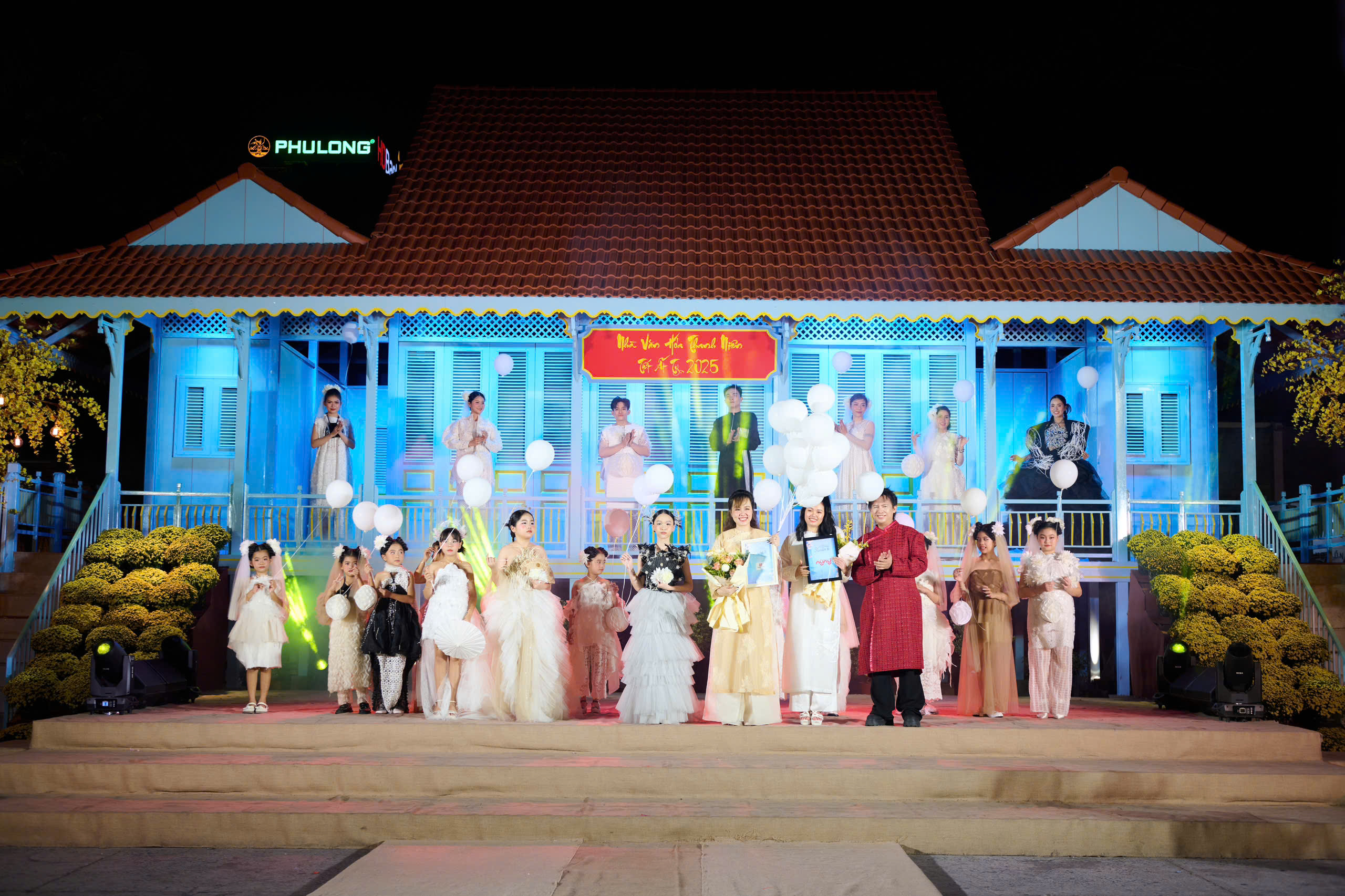 Thế Giới Thời Trang Xuân 2025 của Đạo diễn Tạ Nguyên Phúc-643-1