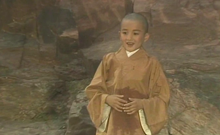 Thái Viễn Hàng giờ là đại gia, kết hôn với mỹ nhân Chân hoàn truyện-1973-1