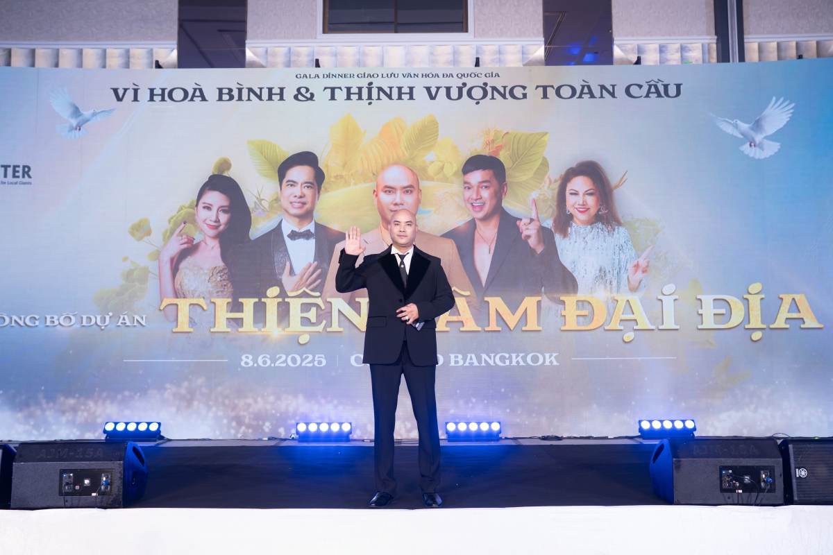 A Tuân ra mắt dự án Thiện Tâm Đại Địa – Anh Em Bốn Bể Một Nhà