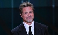 Brad Pitt cầu xin Knox và Vivienne dành thời gian cho anh trong ngày sinh nhật