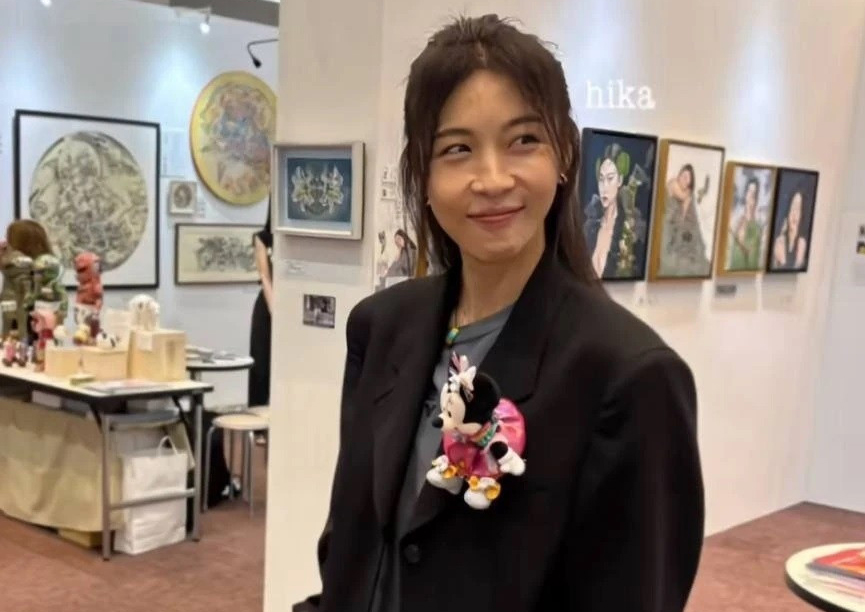 Ngoại hình gầy gò đáng sợ của Ha Ji Won.