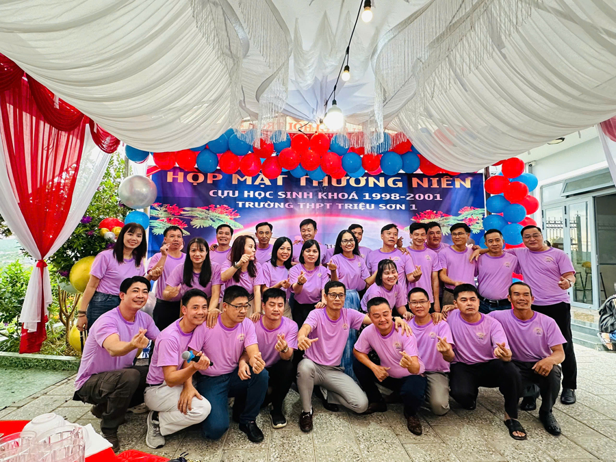 Trường THPT Triệu Sơn 1 - cuộc hội ngộ ấm áp, thân tình
